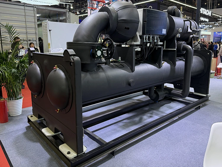 Unità refrigeratore centrifugo a levitazione magnetica
